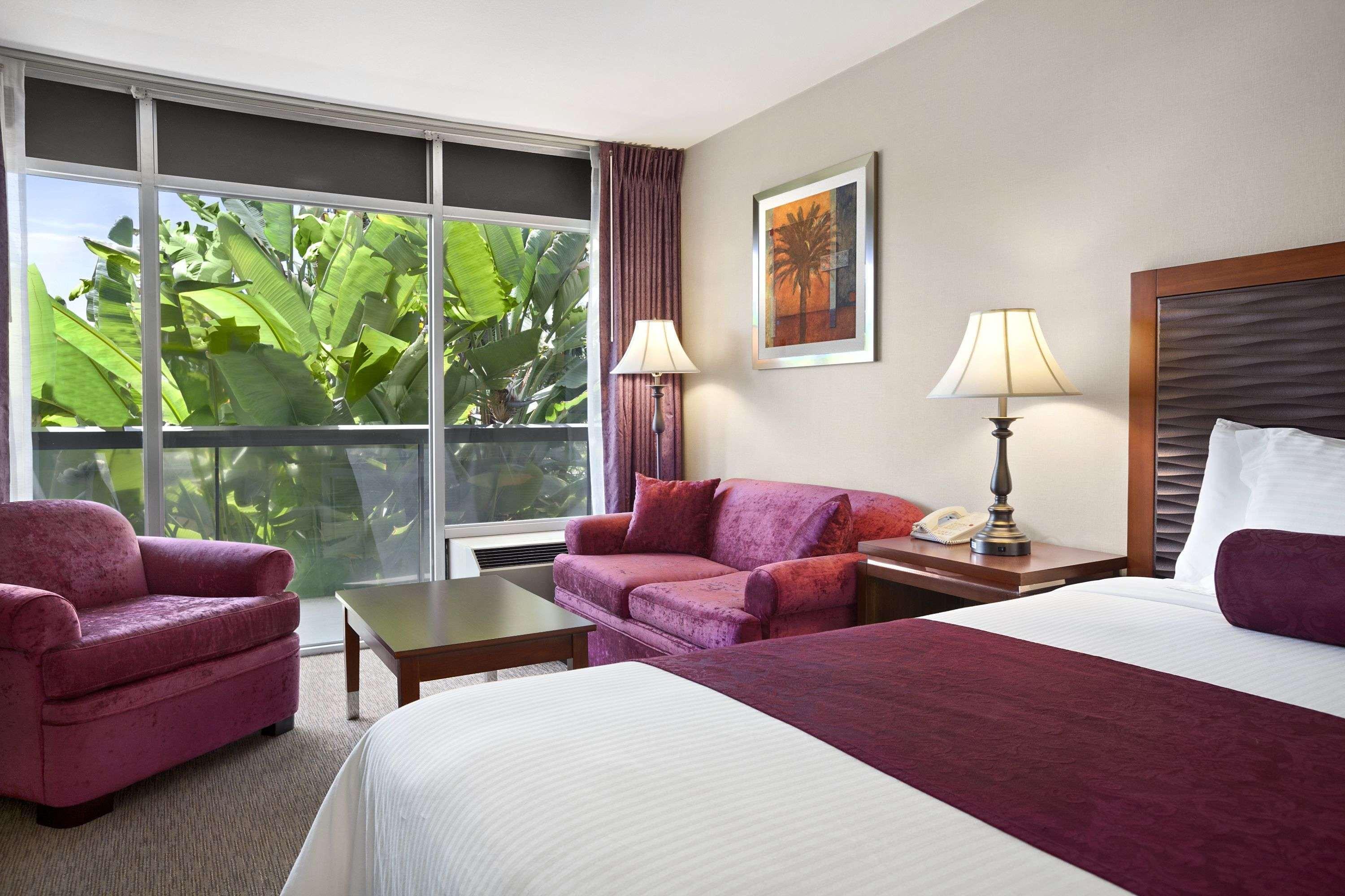 Ramada By Wyndham Sunnyvale/Silicon Valley Экстерьер фото